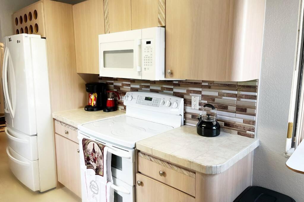 Amazing & Cozy Duplex Near Zoo Miami ! Villa Exteriör bild