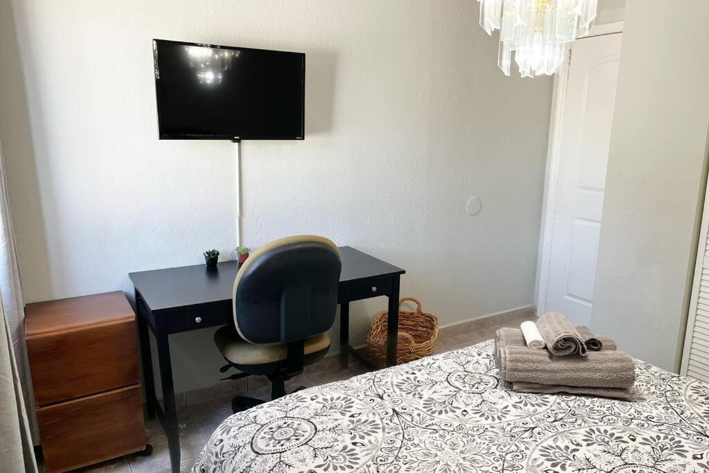 Amazing & Cozy Duplex Near Zoo Miami ! Villa Exteriör bild