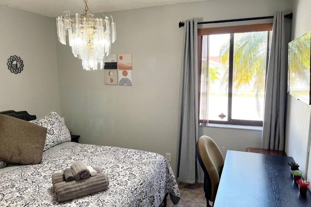 Amazing & Cozy Duplex Near Zoo Miami ! Villa Exteriör bild